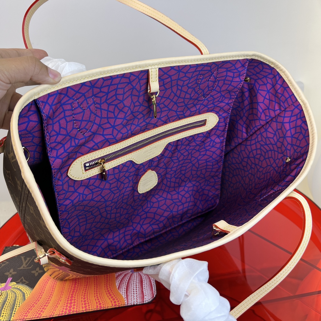 🌼 m46468尺寸:31×28×14cmLV海外渠道资源特供❗️LV✖️YK NEVERFULL 中号