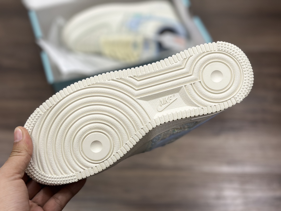 240 Nike Air Force 1 LOW 空军一号低帮运动鞋 FJ7740-015