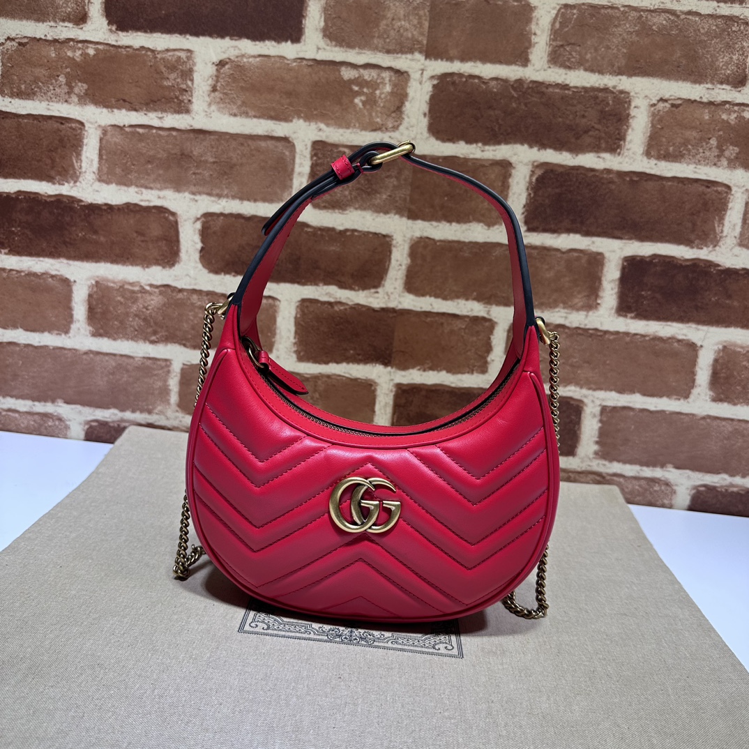 NO:204048,The quality of the counter, top-quality original goods, real-life photos!  Model number 699514 New Red ~ Size W21.5xH11xD5, shipped. Buy, GUCCI [original leather], gucci19860909专柜品质,顶级原单货,实物实拍！款号699514新红～尺寸W21.5xH11xD5,出货了.批,GUCCI【原厂皮】,gucci,Bag