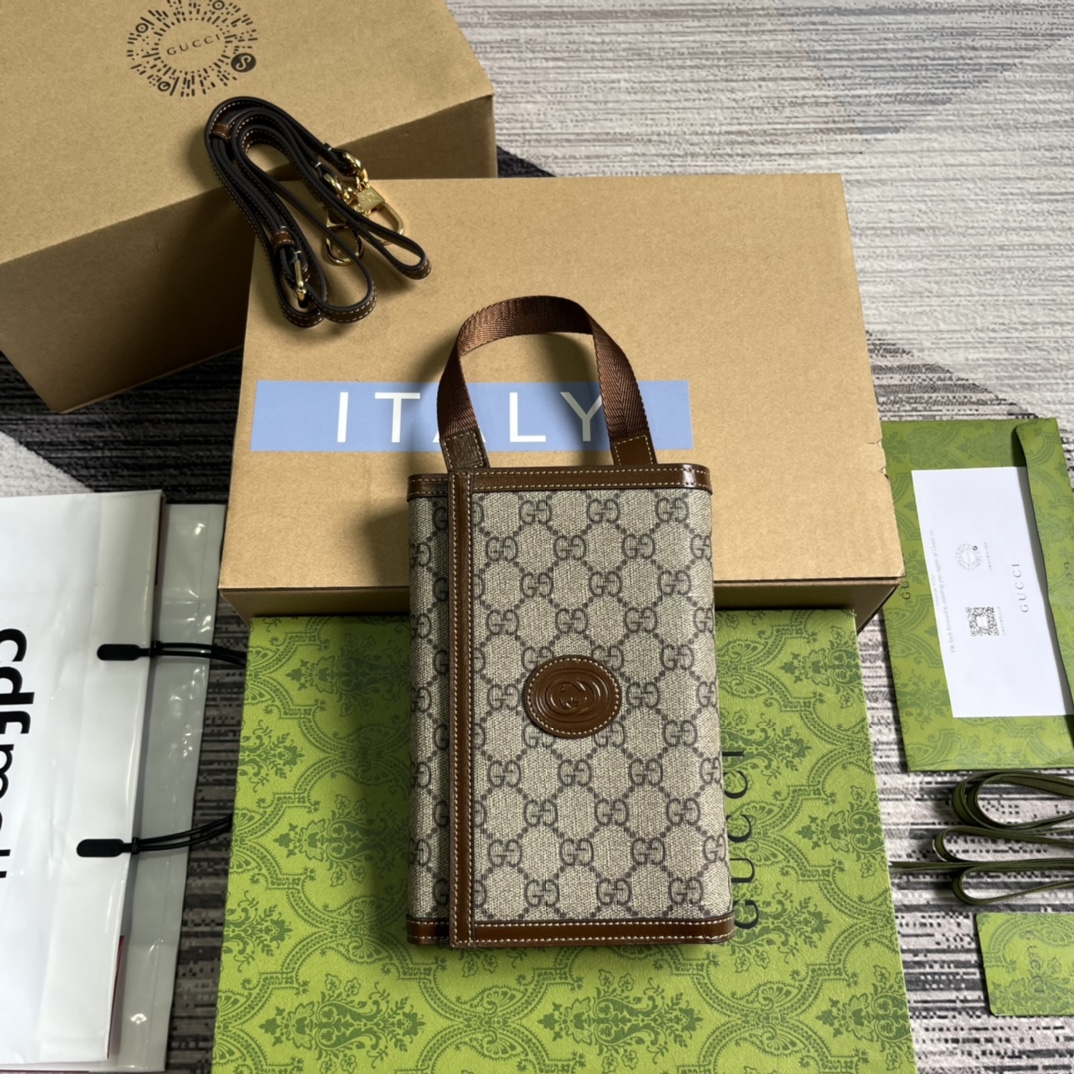 GUCCI Interlocking G Clutch GG Supreme Canvas Brown Leather Trim