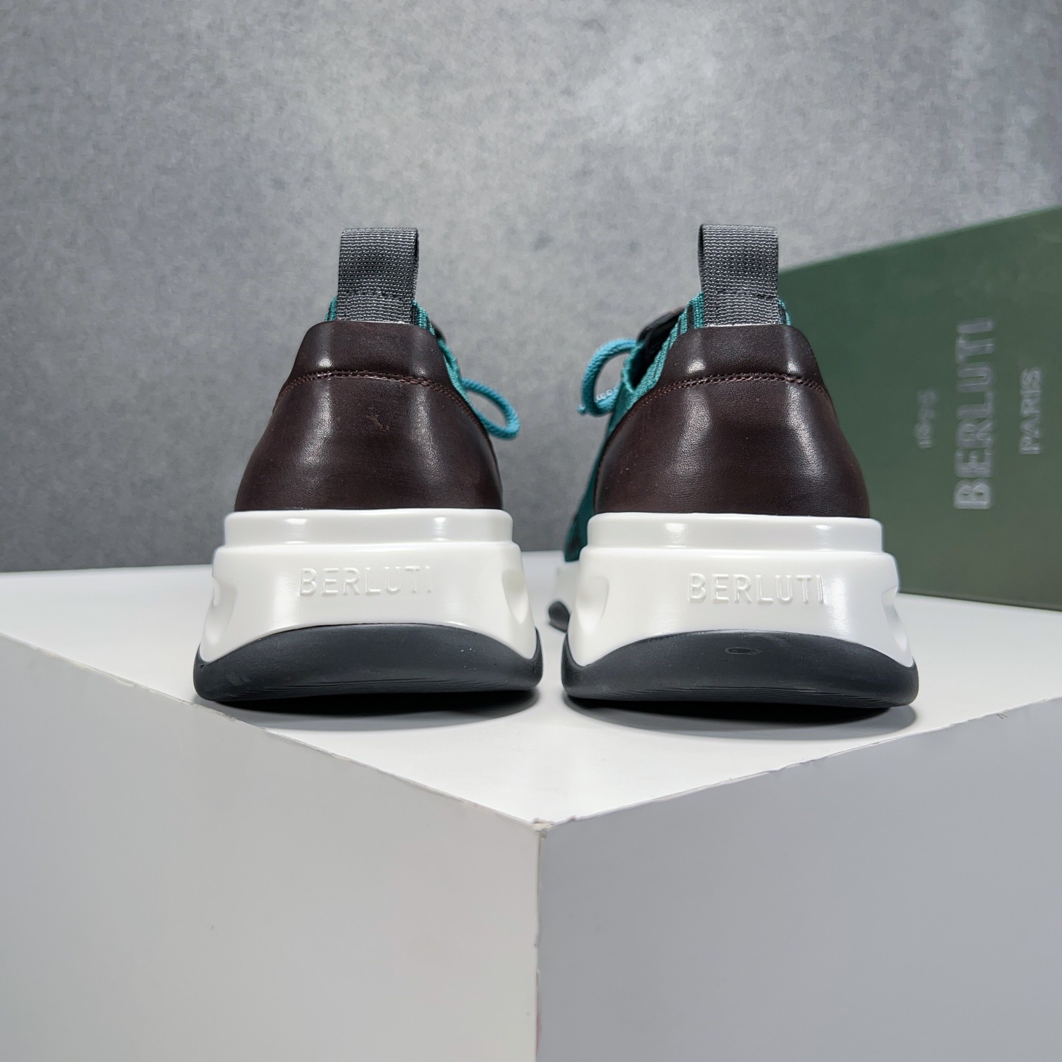 Spring/Summer nueva colección, la única versión en el mercado de los zapatos deportivos para hombre 