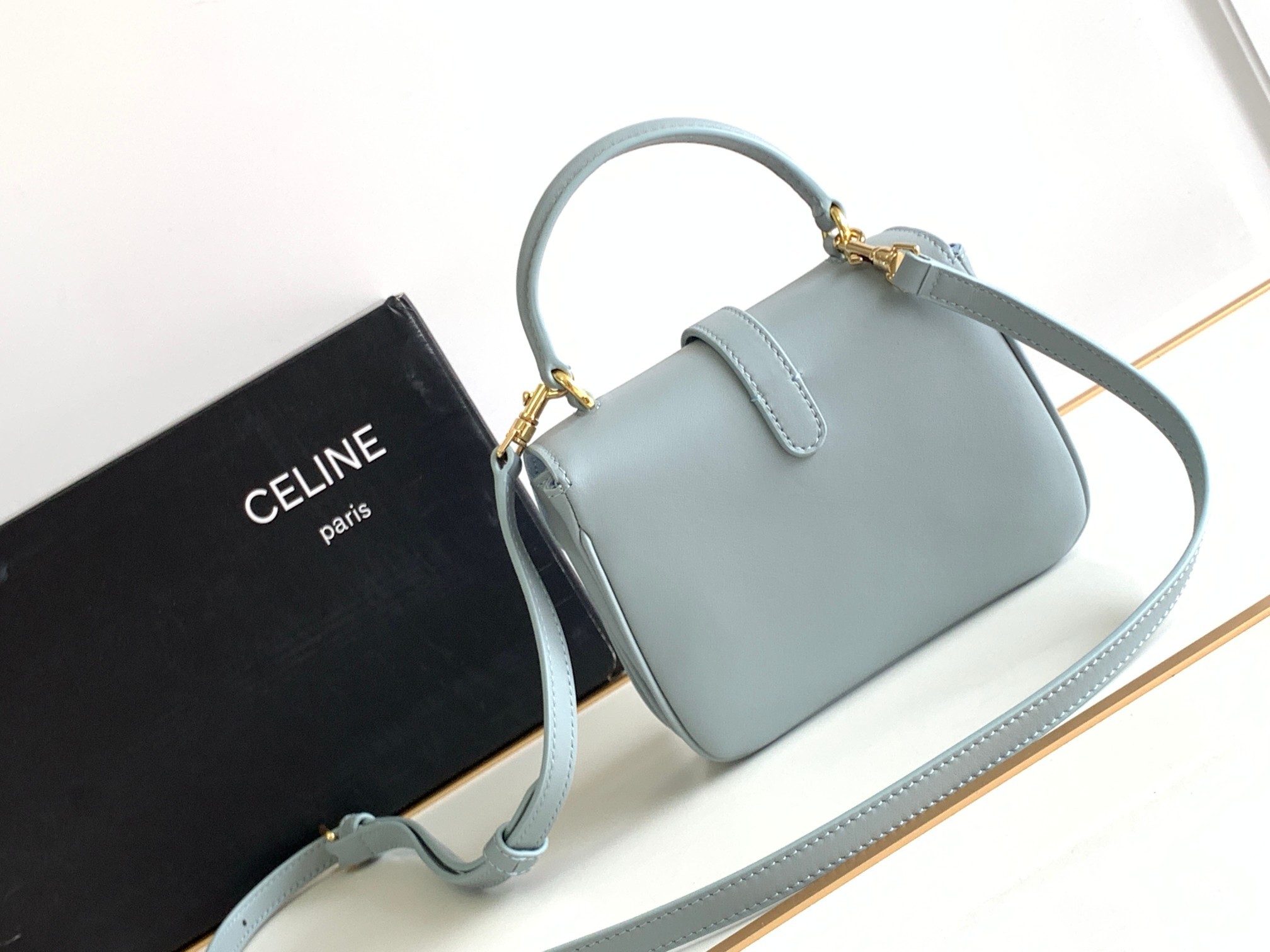 CELIN-E23夏季新品TABOU迷你光滑牛皮革手袋C23夏季你必须要拥有的手袋tabou家族新成员来