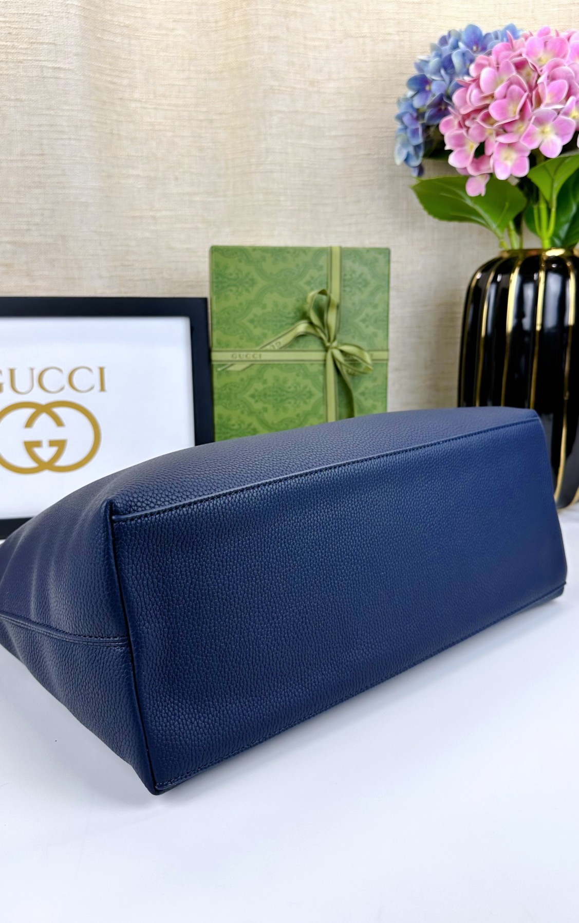 ブランド名 双G互扣浮雕バッグ スタイリッシュなダブルチェーンデザイン