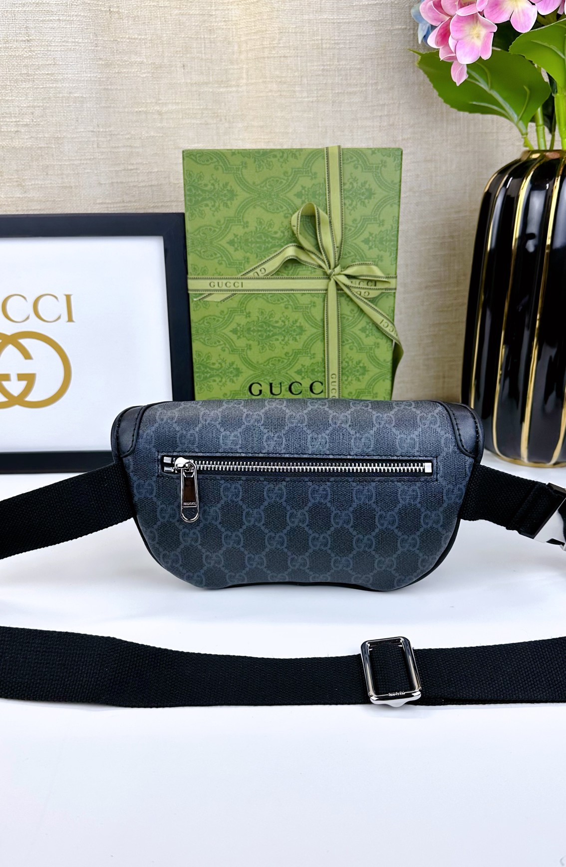 Gucci meo vintage 迷你手袋 - クラシックとモダンの融合