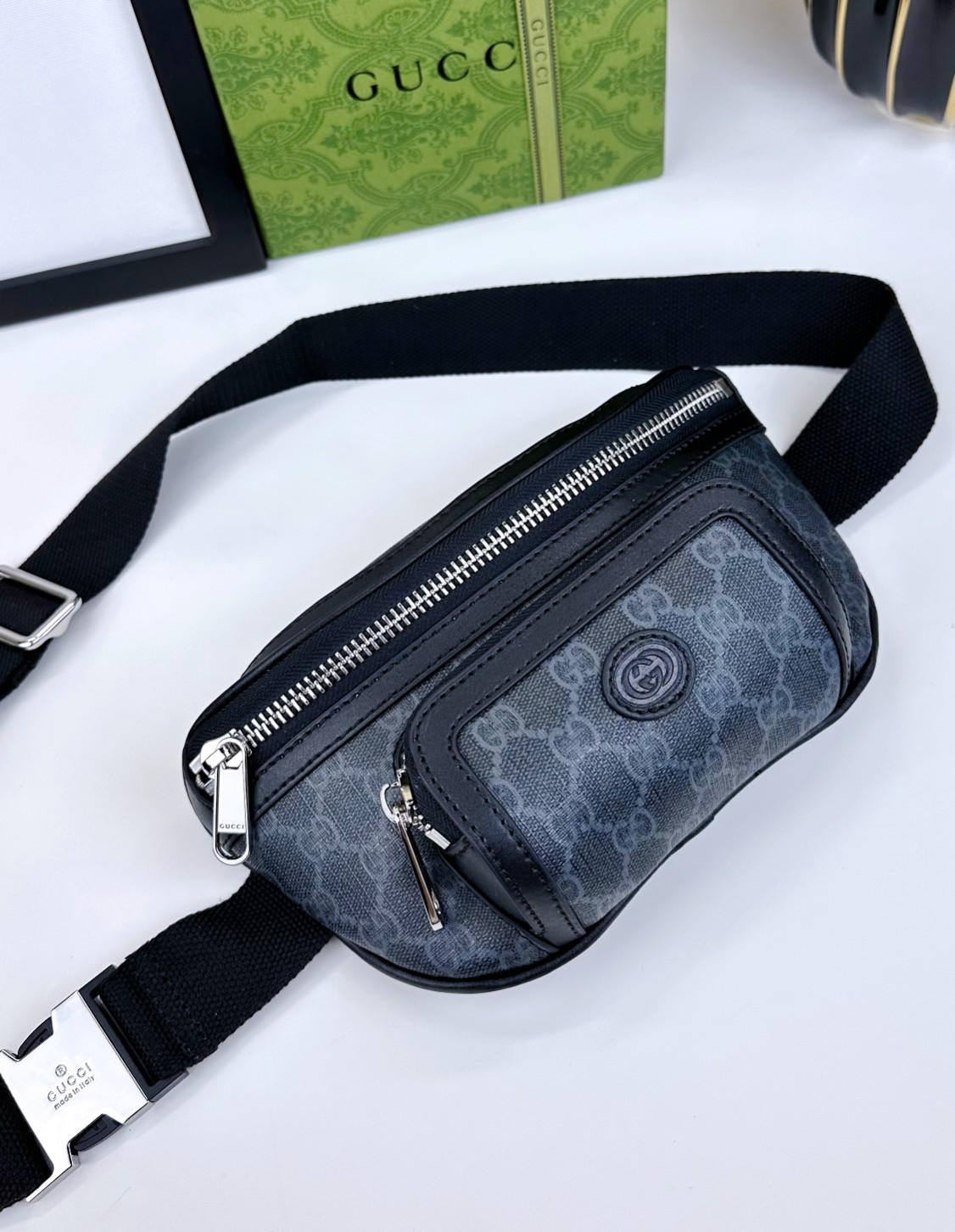 Gucci meo vintage 迷你手袋 - クラシックとモダンの融合