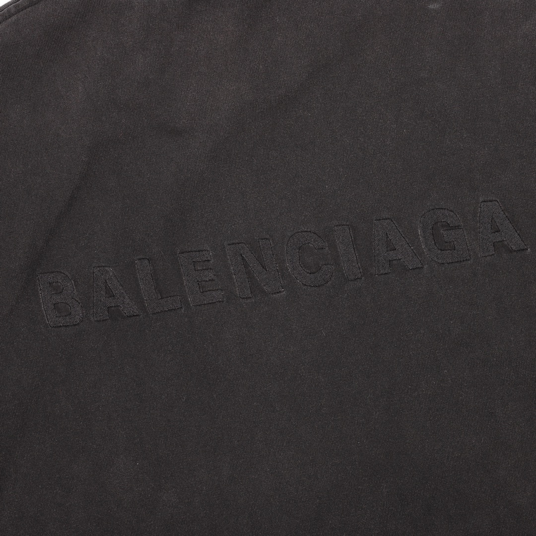 170 Balenciaga/巴黎世家 小字母刺绣圆领短袖