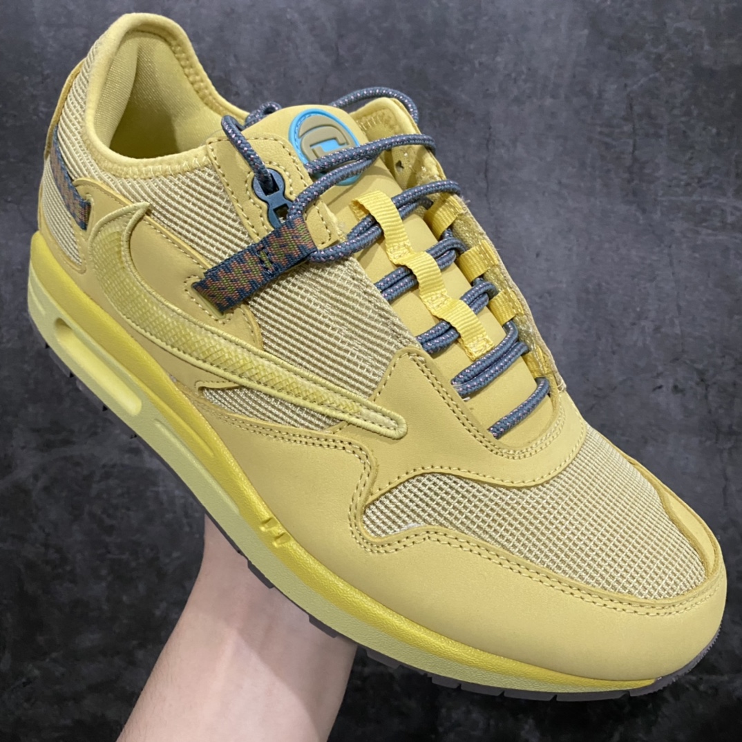 图片[3]-【纯原版本】Travis Scott x Nike Air Max 1 \”Saturn Gold\”\’ 复古休闲跑步鞋 小麦色 倒钩 货号：DO9392-700n全新原楦档案原纸版数据开发版型n采用同源一致Prime Asia原厂丝光头层磨砂皮革饰片组合原装三明治网布物料 原厂材质纯手工复杂串珠效果倒钩子n正确二次成型\’猛帮\’成型工艺❌区别市面版本n升级回弹PU缓震中底材质 全新独家开模底纹橡胶鞋底 Size：36 36.5 37.5 38 38.5 39 40 40.5 41 42 42.5 43 44 44.5 45 46 47.5n-莆田鞋批发中心