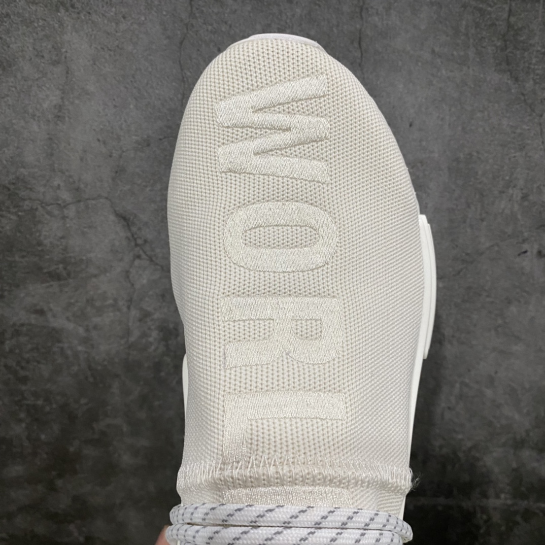 [Foreign trade pure original] Pharrell Williams x Adidas Hu Race Feidong joint white AC7031