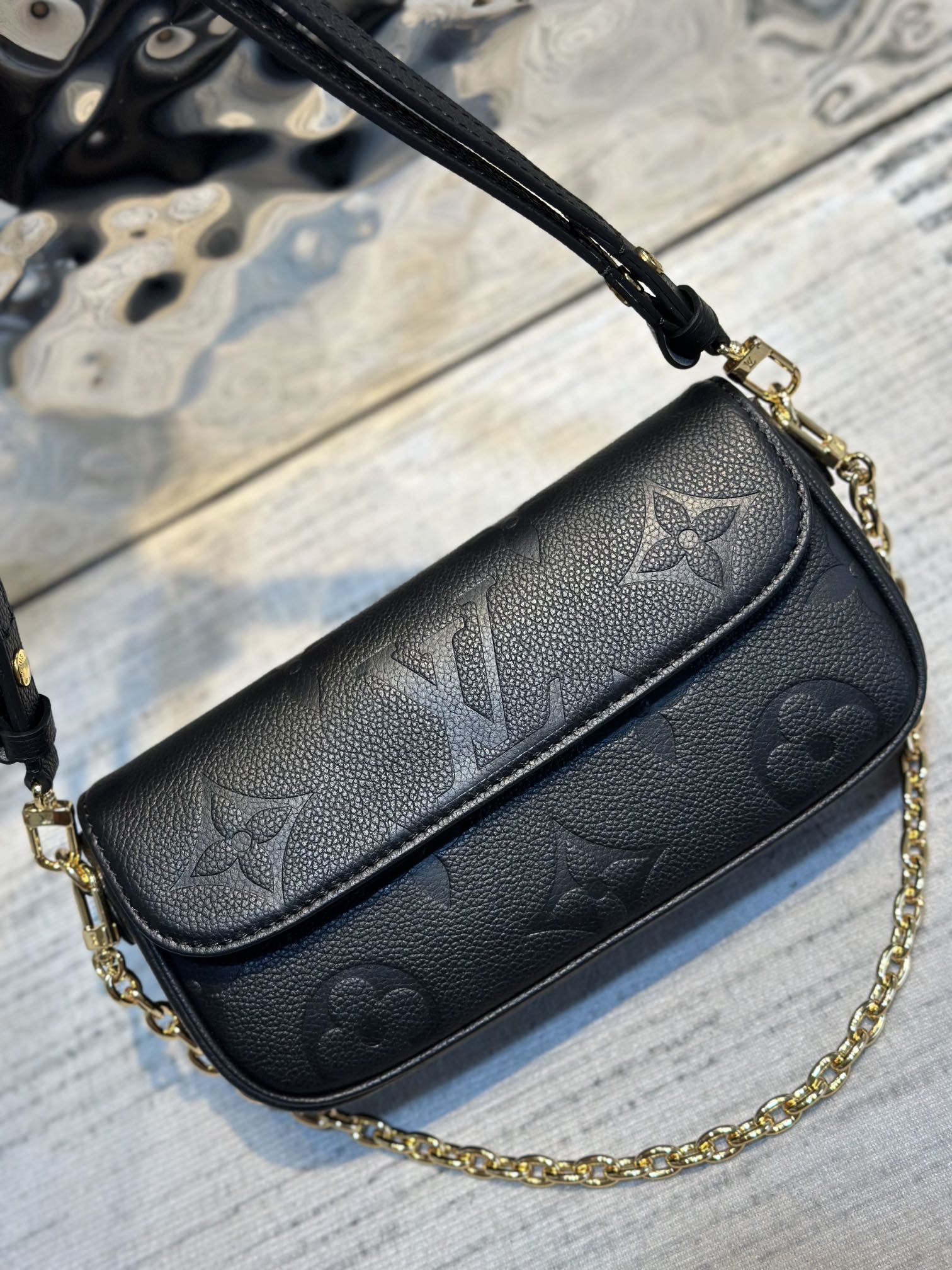 NO:176738,M82154 Black More details appreciation,19860909M82154 黑 更多细节鉴赏,,Bag