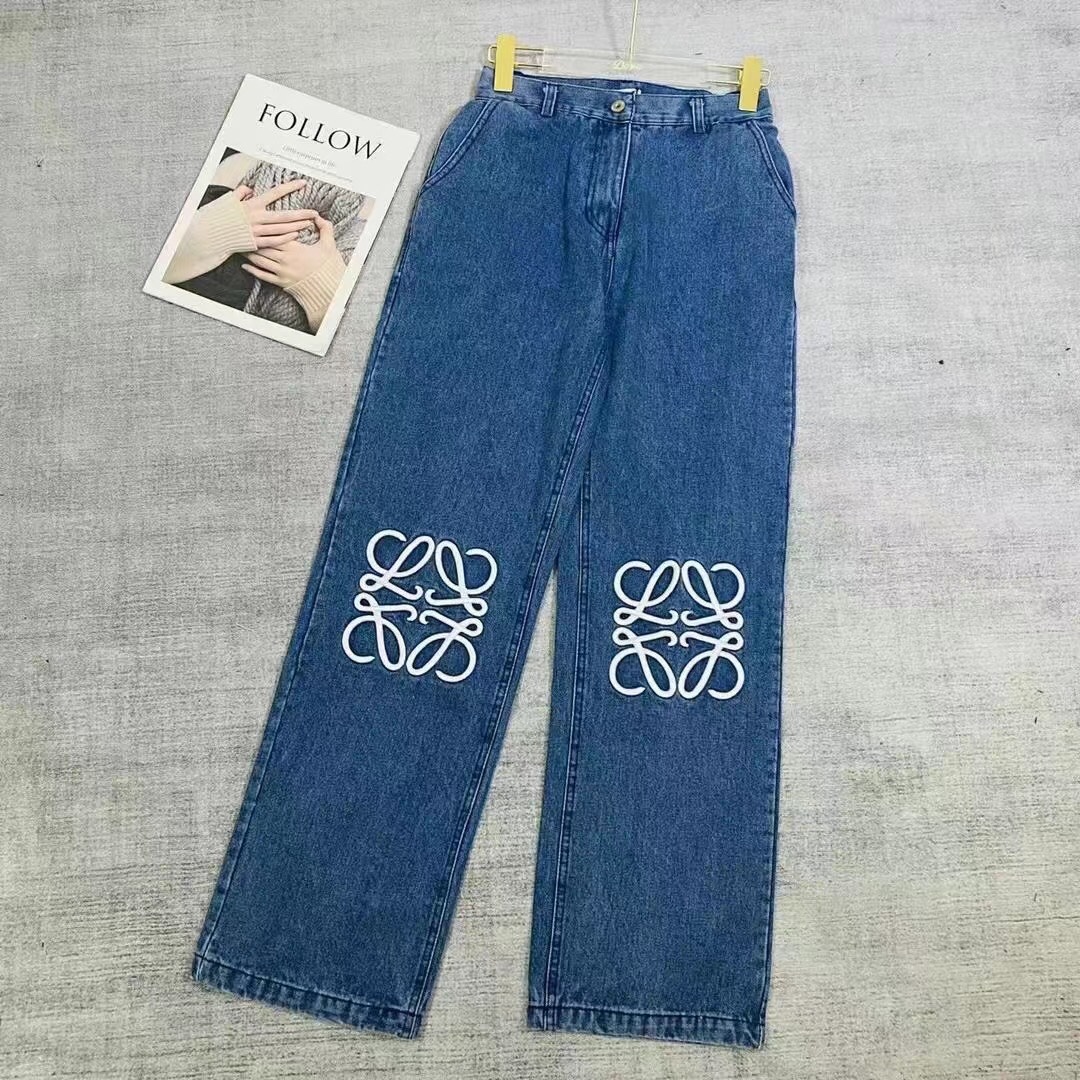 Loewe Aaa
 Vêtements Jeans Culottes & Pantalons Broderie de fleurs Série automne