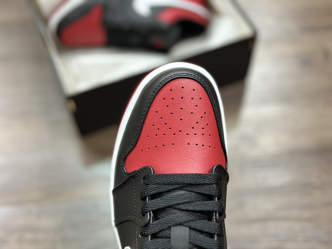 240 Air Jordan 1 Low aj1 乔1低帮篮球鞋  553558-066