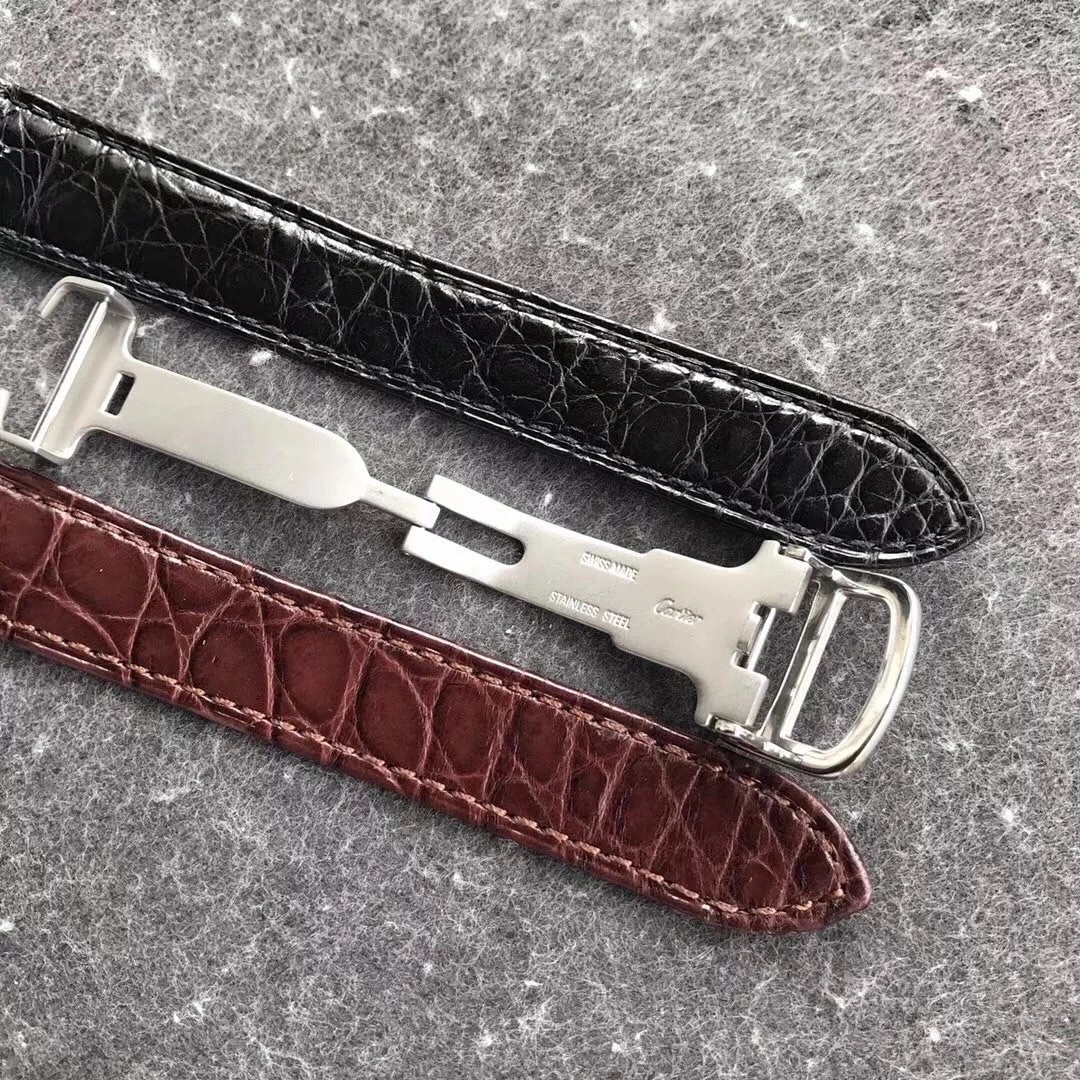Cartier 卡地亚伦敦SOLO，有30mm和36mm两个尺寸