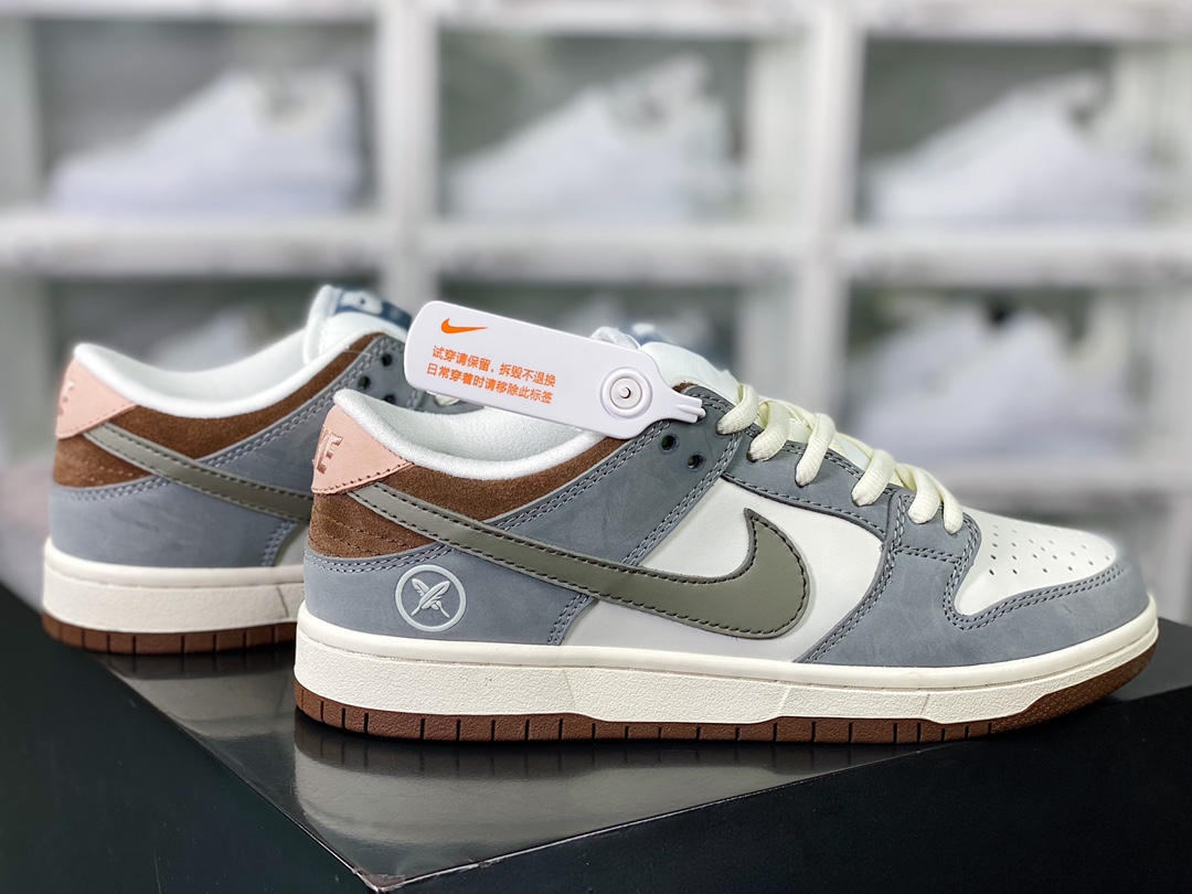 240 Horigome x 【Nike】 SB Dunk Low”Soft Mid-Grey”扣篮系列低帮板鞋“联名灰白羽毛”FQ1180-001