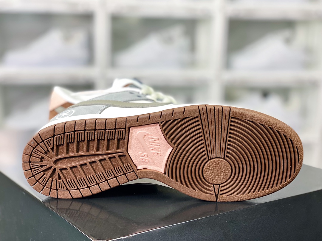 240 Horigome x 【Nike】 SB Dunk Low”Soft Mid-Grey”扣篮系列低帮板鞋“联名灰白羽毛”FQ1180-001