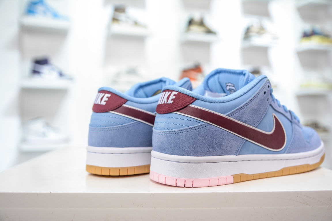 T AY version shipped Nike SB Dunk Low Philadelphia DQ4040-400