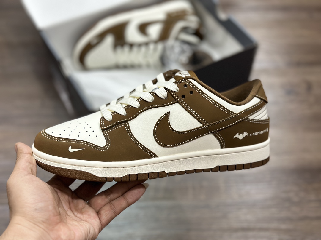 240 NIKE SB Dunk Low 低帮休闲运动鞋  FC1688-101