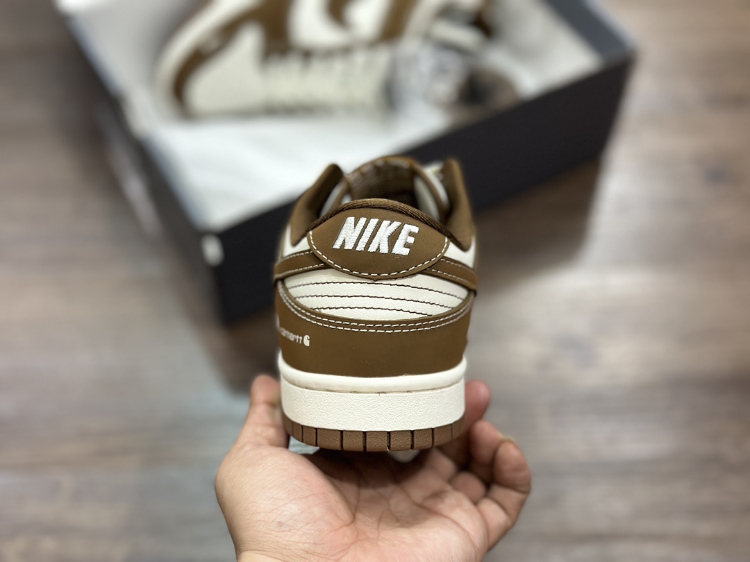 240 NIKE SB Dunk Low 低帮休闲运动鞋  FC1688-101