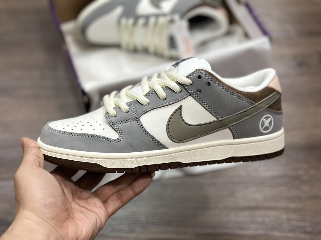 240 NIKE SB Dunk Low 低帮休闲运动鞋  FQ1180-001