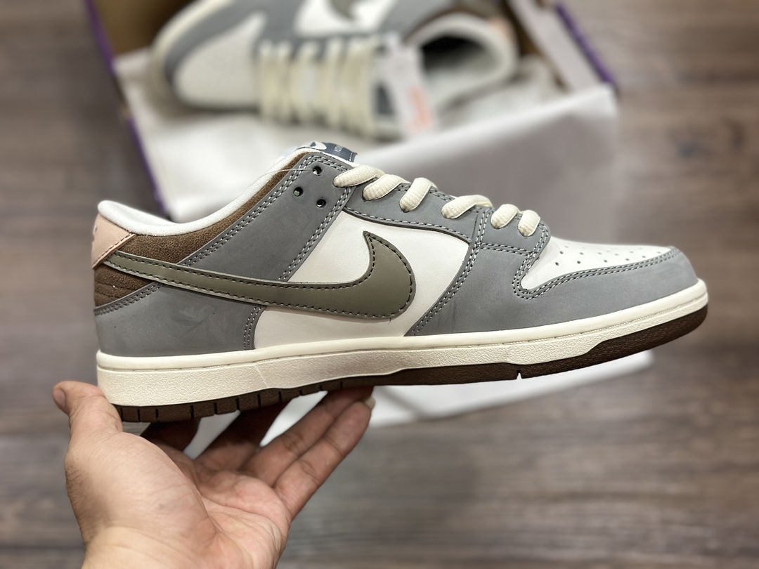 240 NIKE SB Dunk Low 低帮休闲运动鞋  FQ1180-001