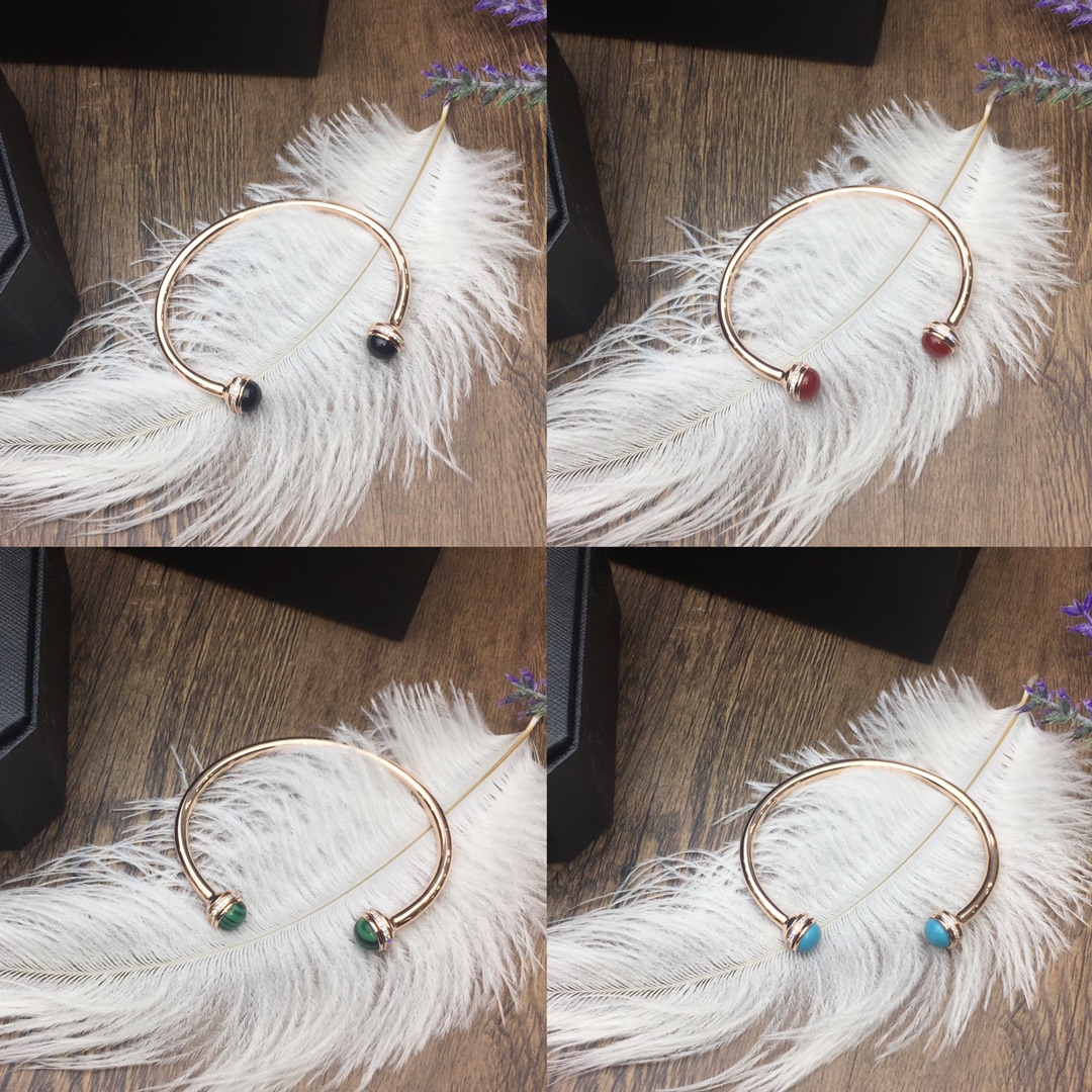 “Count Ossession’s Dynamic Rose Gold Bracelet with Colorful Jewels” - 图片 9