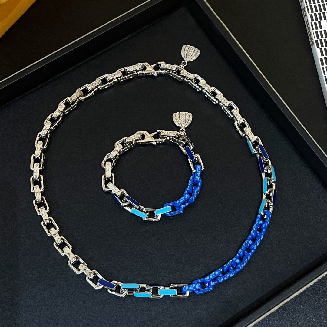 루이비통 목걸이 63989 Louis Vuitton Necklace