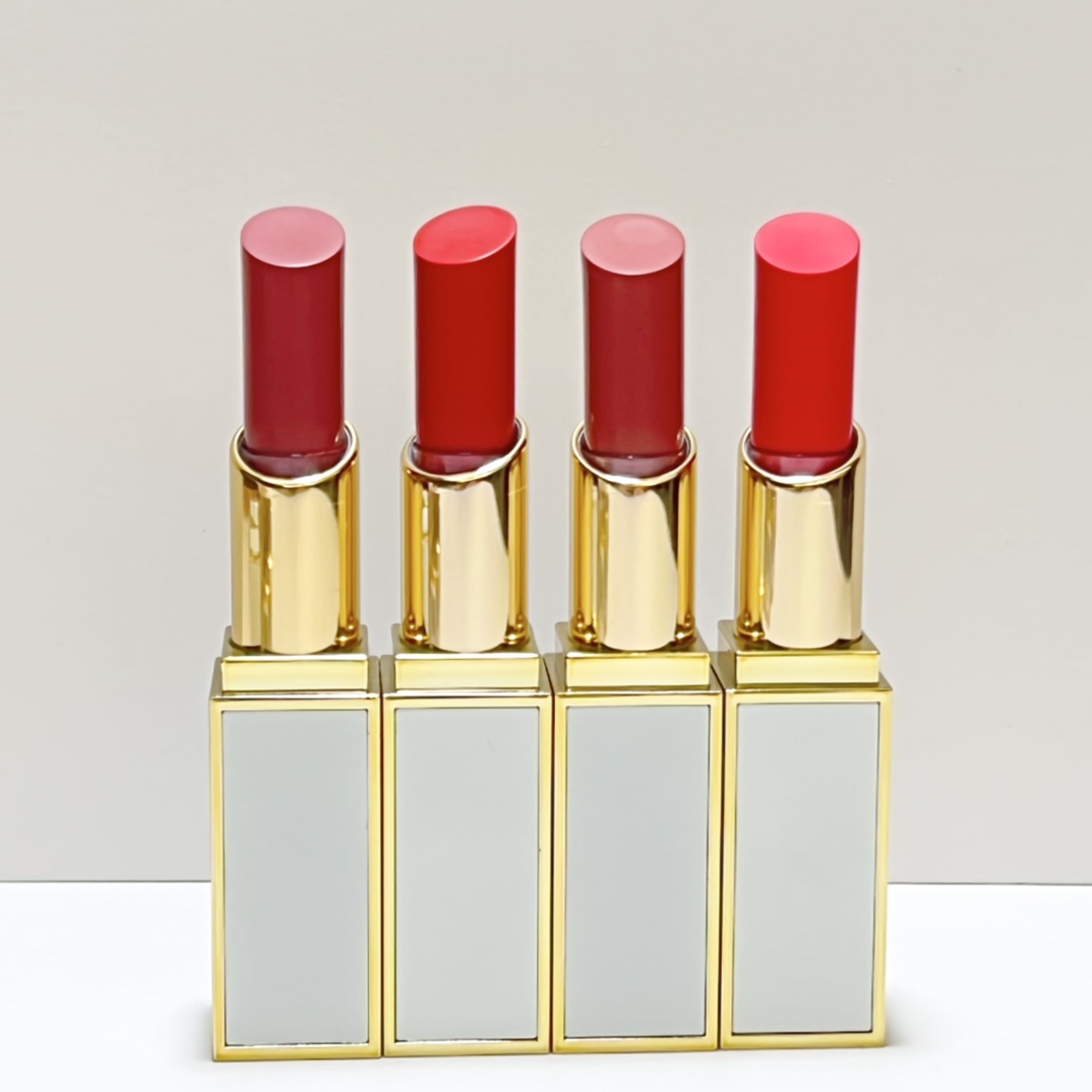 Louis Vuitton Haute Couture Couture Beauty Luxury Makeup Lipstick 3