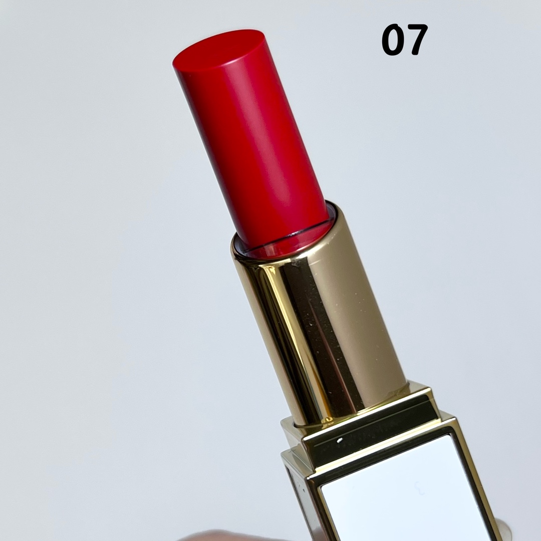 Louis Vuitton Haute Couture Couture Beauty Luxury Makeup Lipstick 6