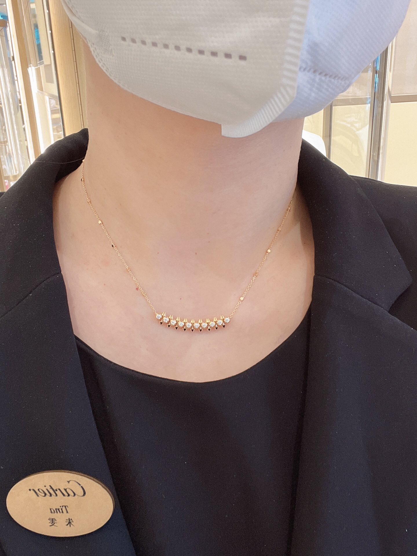 [Cartier Jewelry]Ordered rivets arranged freely and agilely Let the light free