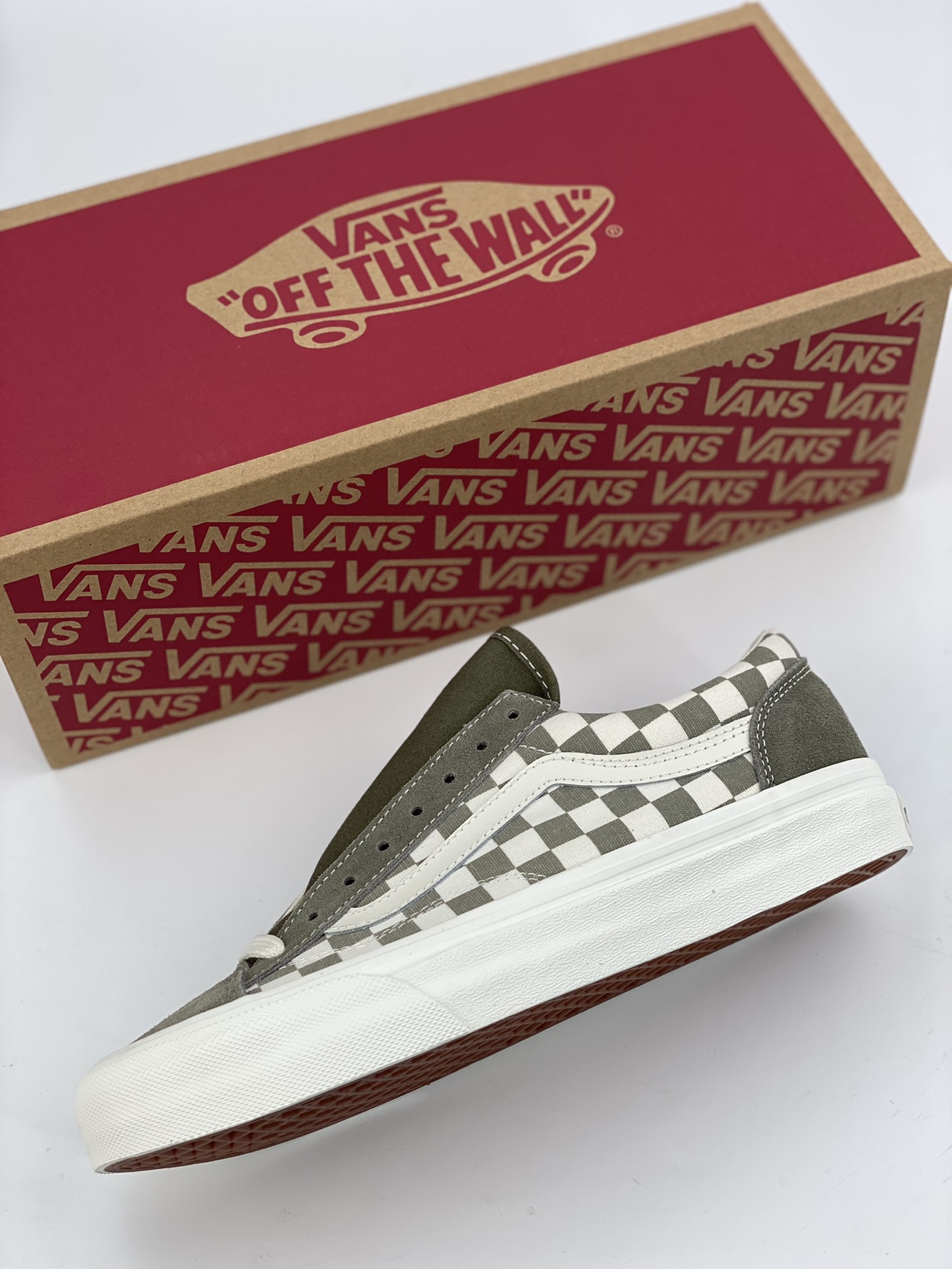 Vans official Style 36 milk tea color checkerboard eye-catching men's shoes, women's shoes, sneakers