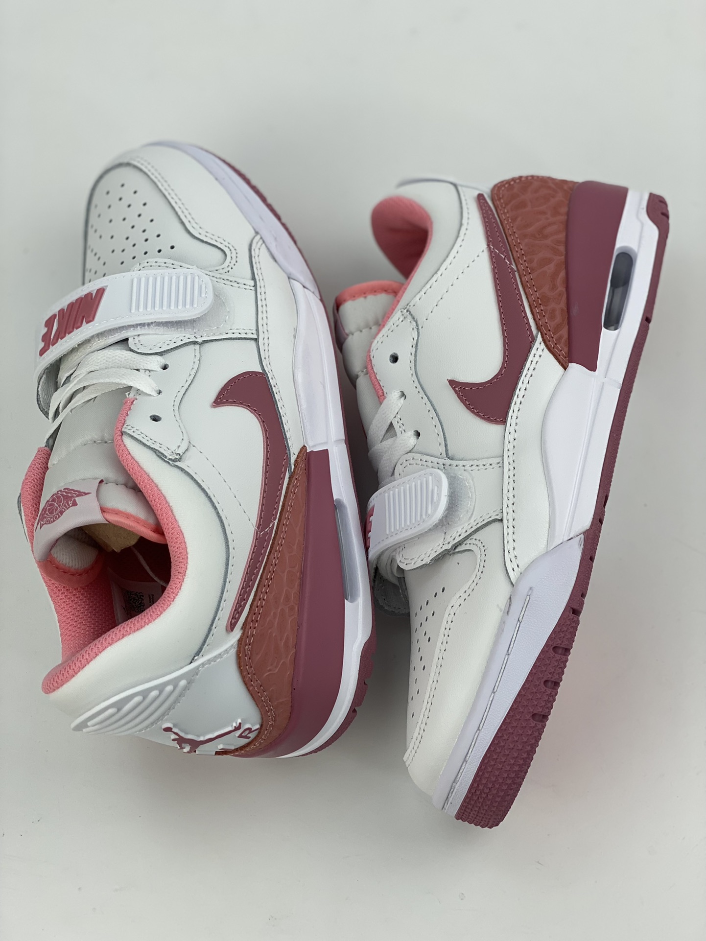 200 Air Jordan Legacy 312 low 粉白 FN3407-161