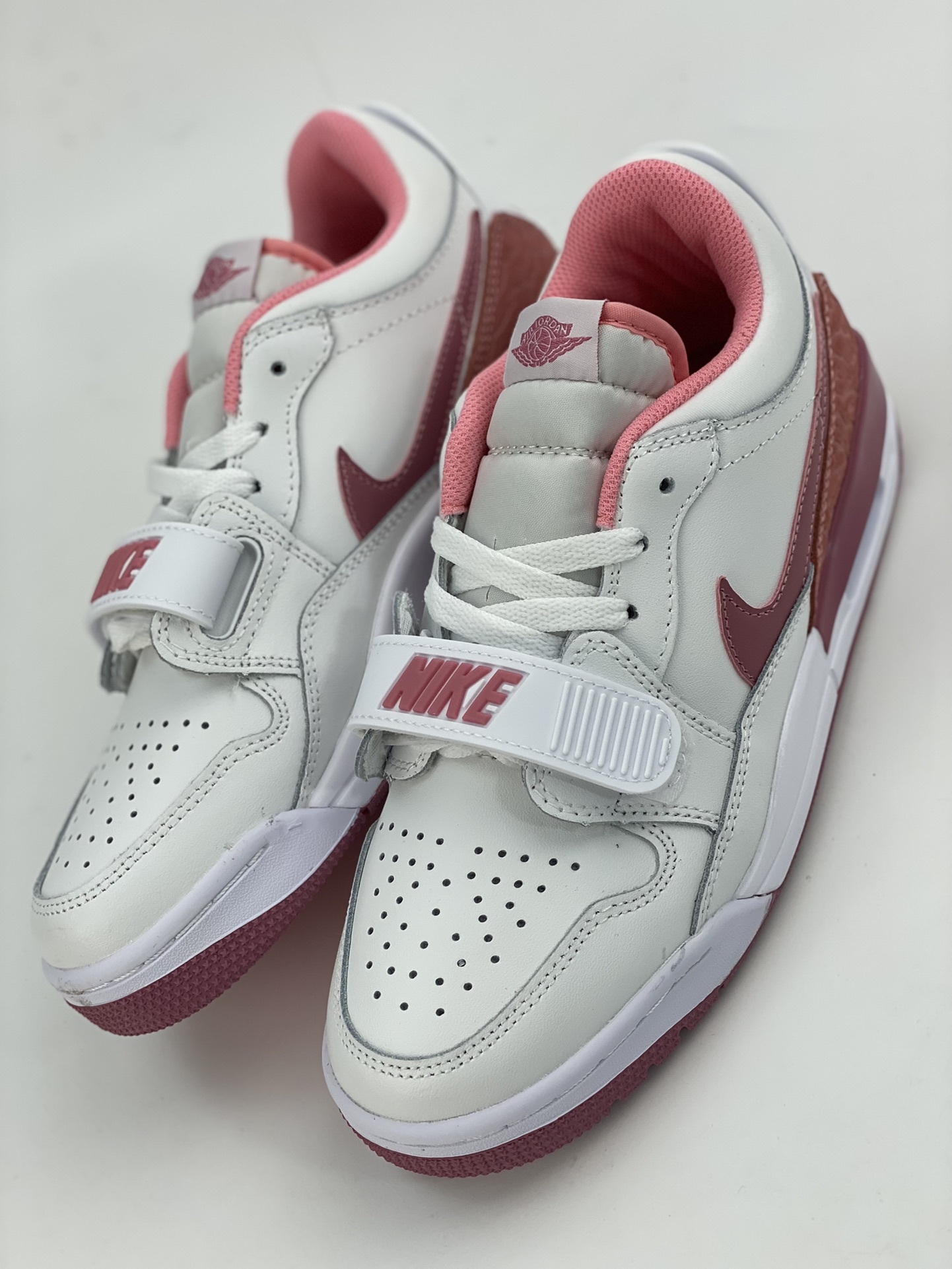 200 Air Jordan Legacy 312 low 粉白 FN3407-161