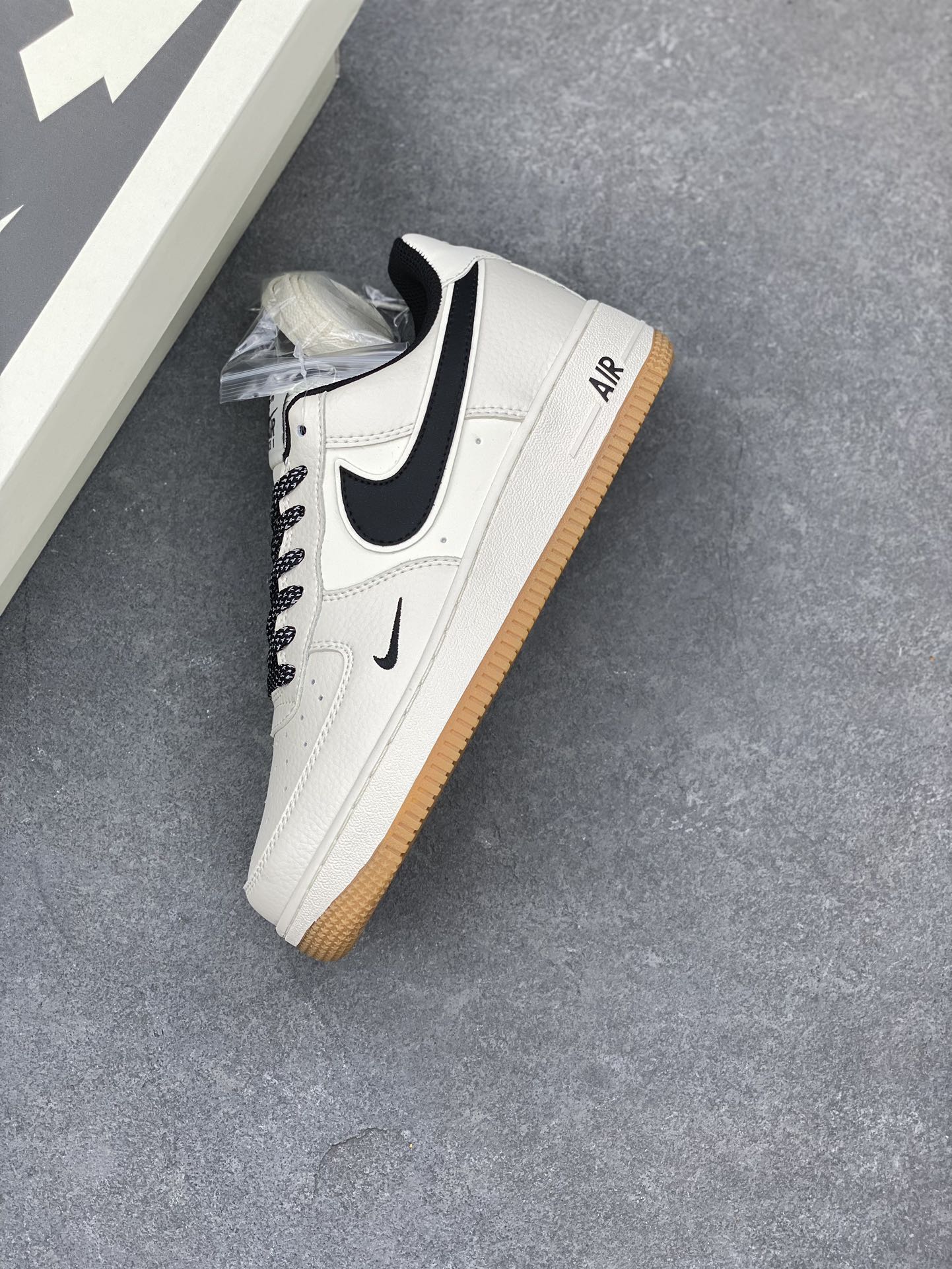 Nike Air Force 1 '07 Low 'Starry Sky' Cream/Black Casual Sneaker HD1689-101 8 i1684347000 9714 6