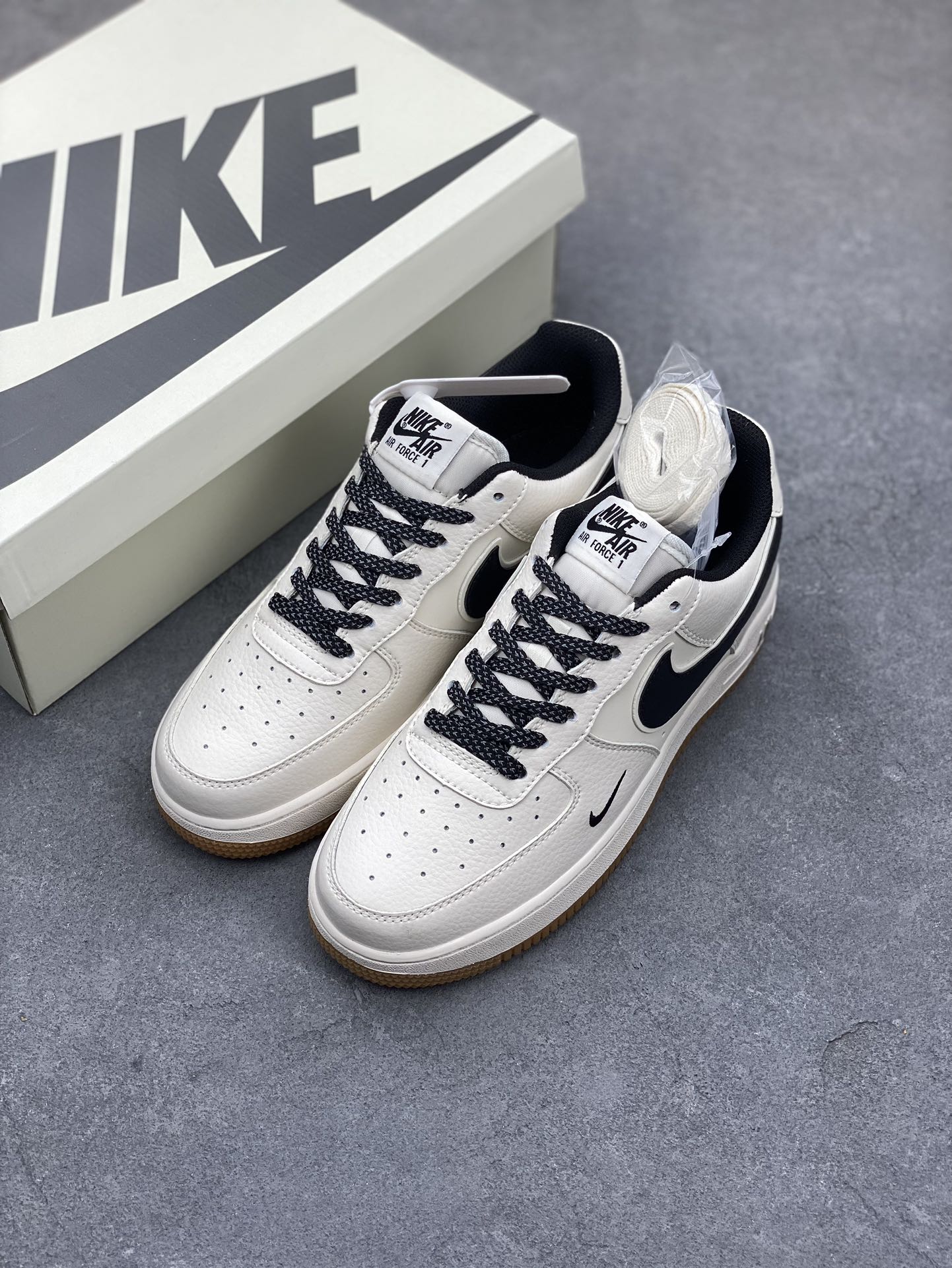 Nike Air Force 1 '07 Low 'Starry Sky' Cream/Black Casual Sneaker HD1689-101 9 i1684347000 9897 7