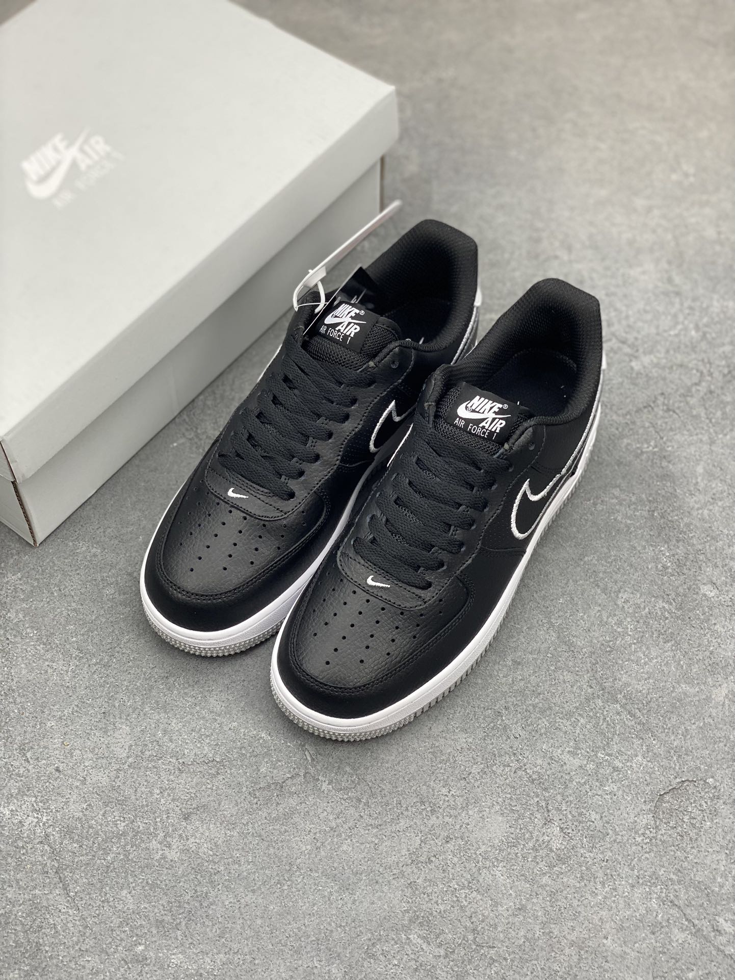 Nike Women's Air Force 1 '07 Black/White Leather Low-Top Casual Sneakers 9 i1684347309 1481 7
