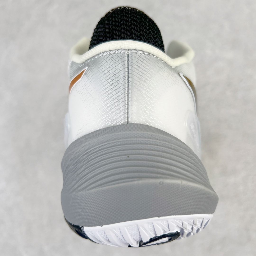 图片[8]-Asics Metarise TOKYO 亚瑟士减震助弹防滑排球鞋 脚后跟搭载后跟稳定 将启动时的横向力化解成纵向力 帮助运动员起跳 中底采用了FLYTEFOAM和FLYTEFOAM PROPEL中底 增加了中底的厚度 提供了更加良好的缓震和回弹性 鞋底的RISETRUSS稳定片 提供稳定的同时可以提高脚步的灵活度 鞋面采用网眼和PU薄膜结合 兼具了鞋款的轻量性和透气性 DYNAWRAP结构 提供良好的包裹性 使脚部更加稳固 FLYTEFOAM PROPEL中底科技 兼顾轻量性和回弹性 让球员起跳后的落地更加柔软舒适 网眼鞋面 穿着舒适 提供良好的透气性 延伸至前掌的RISETRUSS科技 增加推进效果 提供良好的稳定性 NON MAEKING无痕橡胶设计 减少对木地板的损伤 尺码：36 37 37.5 38 39 39.5 40.5 41.5 42 42.5 43.5 44 44.5 45-选品中心