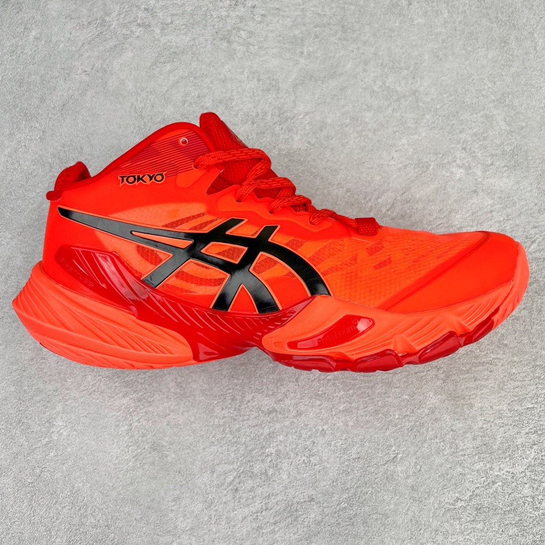 Asics Metarise TOKYO 亚瑟士减震助弹防滑排球鞋 脚后跟搭载后跟稳定 将启动时的横向力化解成纵向力 帮助运动员起跳 中底采用了FLYTEFOAM和FLYTEFOAM PROPEL中底 增加了中底的厚度 提供了更加良好的缓震和回弹性 鞋底的RISETRUSS稳定片 提供稳定的同时可以提高脚步的灵活度 鞋面采用网眼和PU薄膜结合 兼具了鞋款的轻量性和透气性 DYNAWRAP结构 提供良好的包裹性 使脚部更加稳固 FLYTEFOAM PROPEL中底科技 兼顾轻量性和回弹性 让球员起跳后的落地更加柔软舒适 网眼鞋面 穿着舒适 提供良好的透气性 延伸至前掌的RISETRUSS科技 增加推进效果 提供良好的稳定性 NON MAEKING无痕橡胶设计 减少对木地板的损伤 尺码：36 37 37.5 38 39 39.5 40.5 41.5 42 42.5 43.5 44 44.5 45-选品中心
