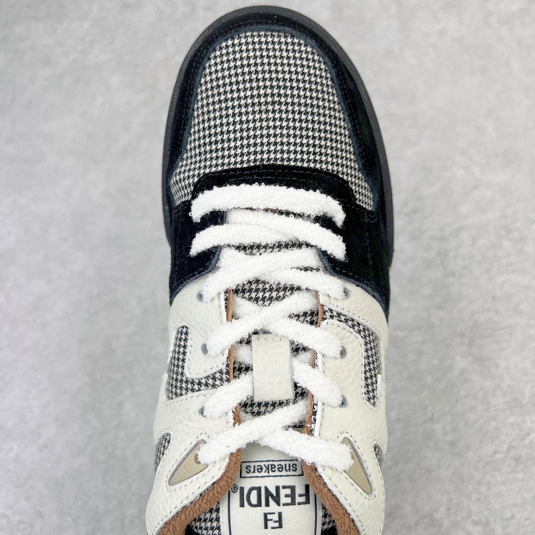 图片[7]-＃S版纯原 FENDI 芬迪 Match sneaters低帮运动鞋 独家定制 全身20几个细节点全部做到一致还原 吊打市面所有版本 独家原装套装配件官方同源 渠道原装订单 全套专柜包装物及配件#鞋底嵌入核心防伪芯片感应装置 FENDI芬迪match最新爆款情侣款运动鞋板鞋原版购入 高工艺无缝细空胶技术 贴楦误差0.05mm,鞋底采用固特异内外锁死工艺 最大限度弯折永不开胶 原鞋一致效果环保无味 鞋面采用麂皮和皮革拼接组合 logo内里采用毛巾绒里 上脚超级柔软 轻便 舒适搭配卫衣 尺码：35 36 37 38 39 40 41 42 43 44 45-选品中心