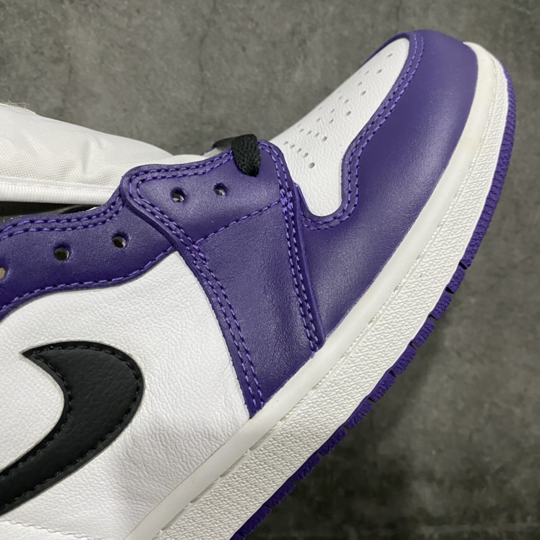 图片[6]-【纯原外贸版本】Air Jordan 1 High OG “Court Purple”白紫元年 货号：555088-500nn 外贸大厂出品 顶级纯原品质 上手即享受质感 工艺方面大到整体鞋型 漏斗收腰 底线拉帮 LOGO立体程度 小到针眼排布 载片对称 冲孔效果 鞋标规范 鞋垫背胶等等 无一不 是口碑收割 每双都是一个回头客！注意鞋带为正确渐变紫色，仅此一家💪🏻 Size：40 40.5 41 42 42.5 43 44 44.5 45 46 47.5-莆田鞋批发中心