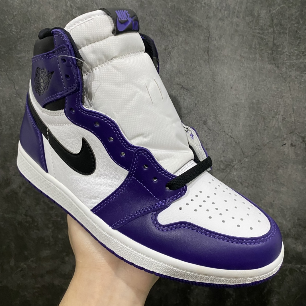 图片[4]-【纯原外贸版本】Air Jordan 1 High OG “Court Purple”白紫元年 货号：555088-500nn 外贸大厂出品 顶级纯原品质 上手即享受质感 工艺方面大到整体鞋型 漏斗收腰 底线拉帮 LOGO立体程度 小到针眼排布 载片对称 冲孔效果 鞋标规范 鞋垫背胶等等 无一不 是口碑收割 每双都是一个回头客！注意鞋带为正确渐变紫色，仅此一家💪🏻 Size：40 40.5 41 42 42.5 43 44 44.5 45 46 47.5-莆田鞋批发中心