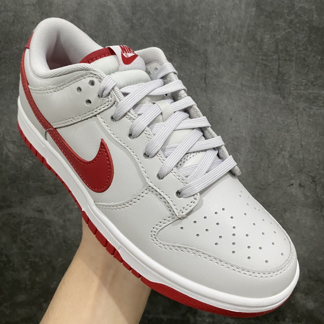 图片[3]-【Top版本】Dunk Low Vast Grey and Varsity Red 灰色与红色搭配，兔八哥配色联系到一起   货号：FJ0832-011 尺码：37.5 38 38.5 39 40 40.5 41 42 42.5 43 44 44.5 45 46 47-莆田鞋批发中心