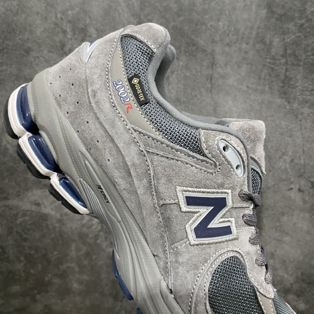 图片[7]-【K版纯原版】新百伦New Balance 2002RANB2002R经典灰绿防水标  M2002RXC 全套原楦原纸板原厂数据开发原厂网纱 原装进口荔枝纹皮料正确绒感卡色正确中底拉帮中底网布细节 一比一手工擦旧效果 冲裁组合 匠心打造 耗时两个月开发完成 工艺极其复杂难度可想而知 新开独立私模大底 全网唯一正确做旧组合大底 高端零售专供产物  尺码：36/45-莆田鞋批发中心