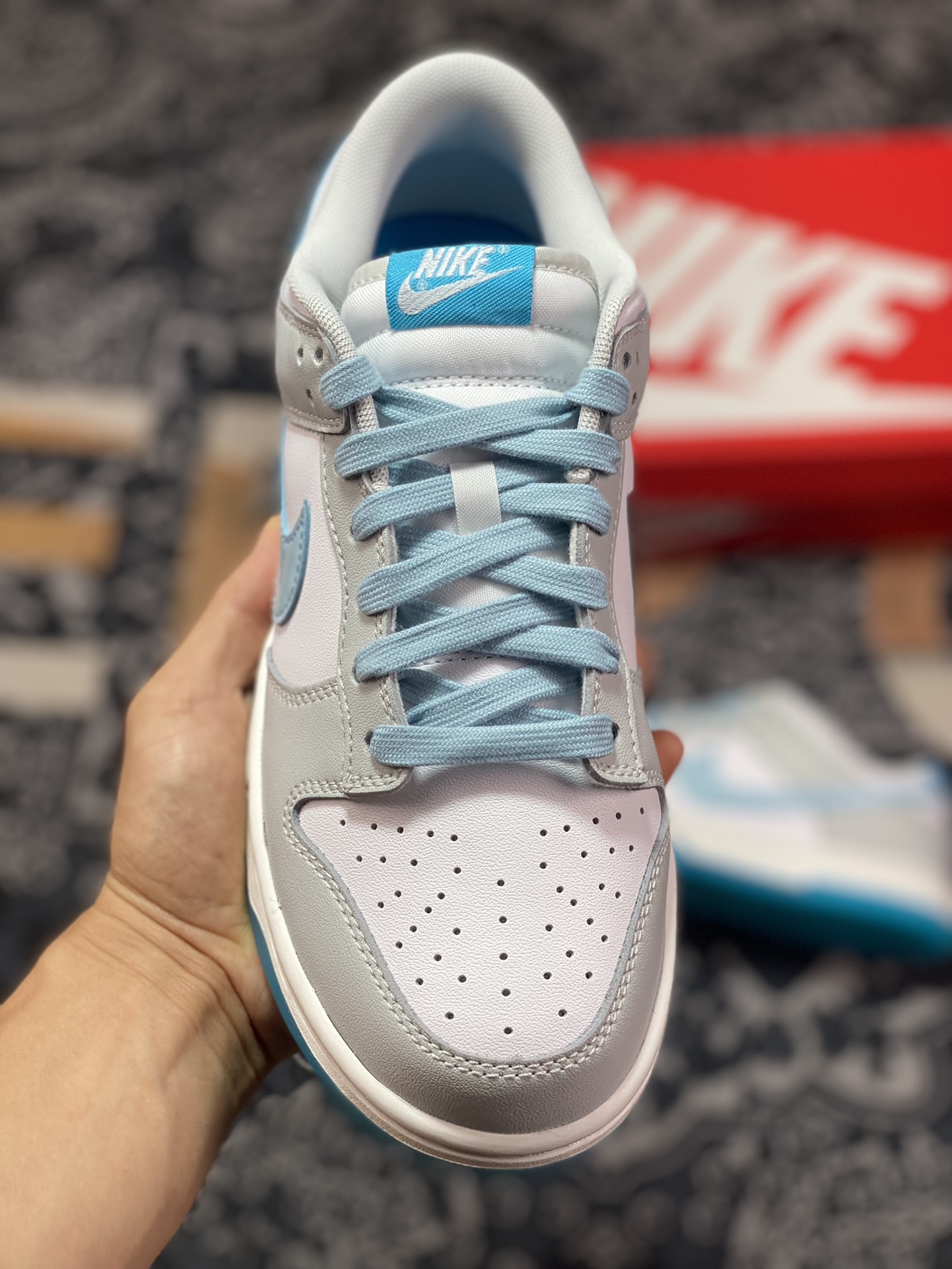 Nike SB Dunk Low ”520” dunk series low-top casual sports skateboard shoes ”Light gray, white and blue 520 Valentine's Day” FN3433-141