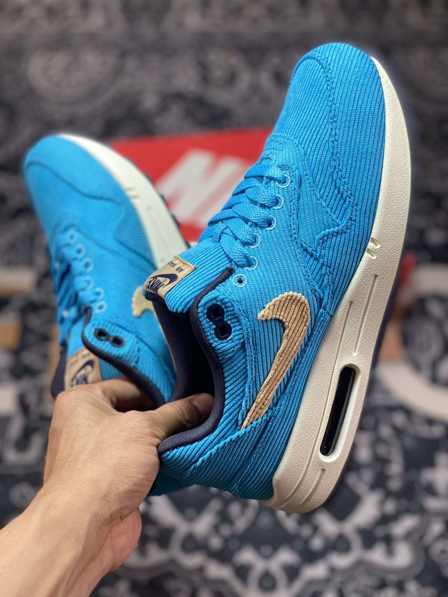 Nike Air Max 1 PRM Corduroy Blue and White FB8915-400