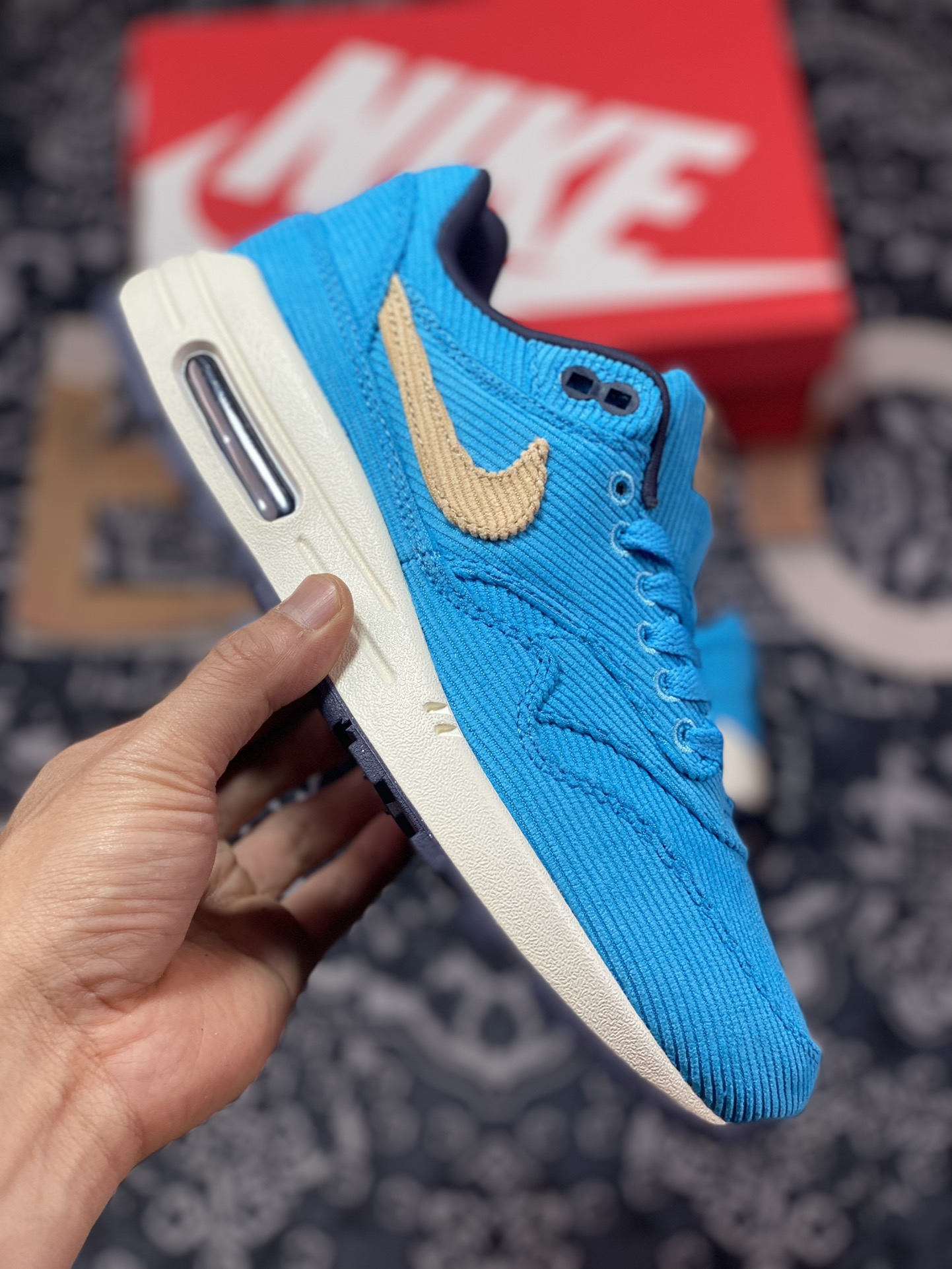 Nike Air Max 1 PRM Corduroy Blue and White FB8915-400