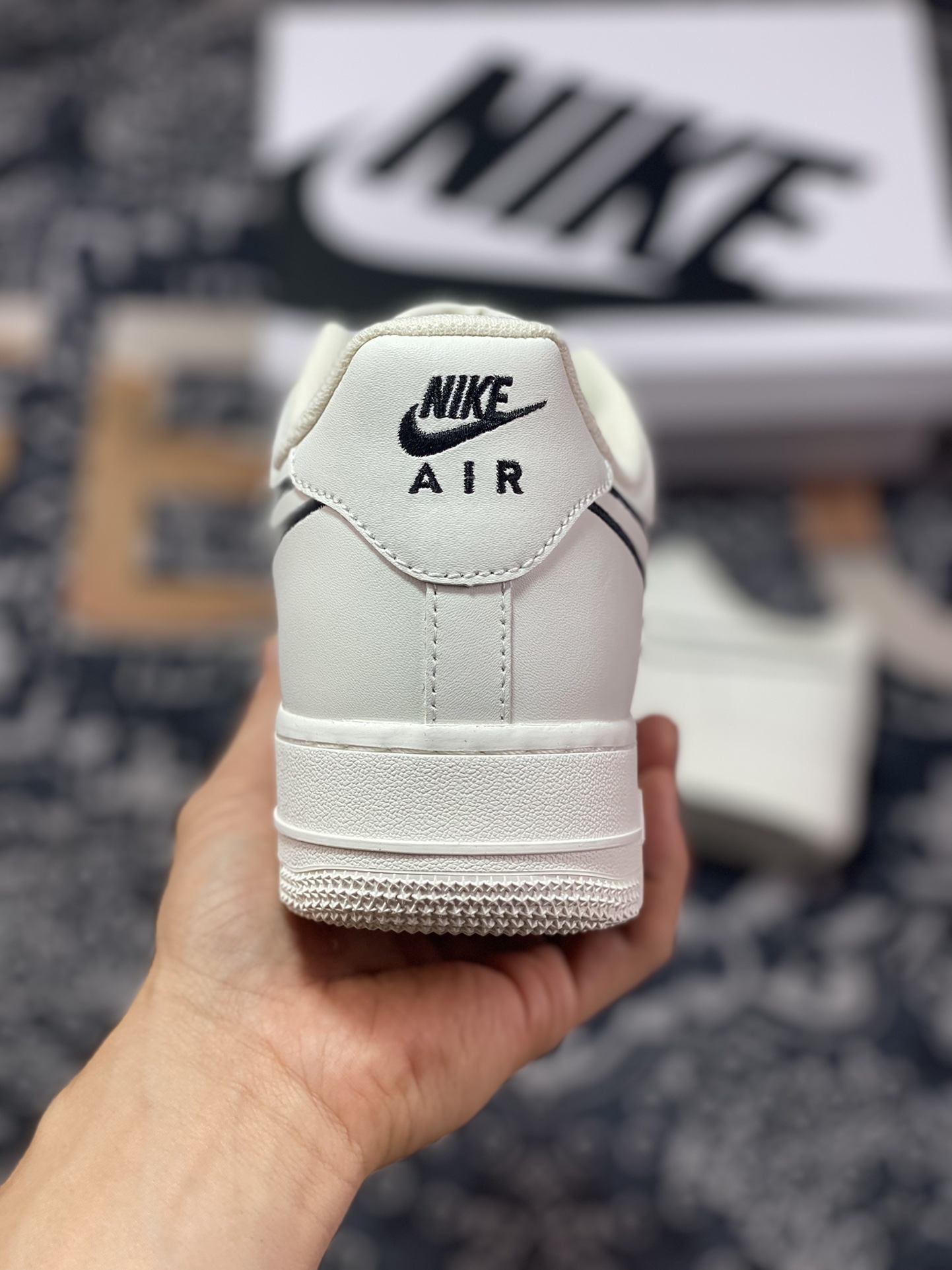 Nike Air Force 1'07 LV8 ”First Use Black” Air Force One Sneakers ”Leather White Black Embroidered Hook” CL6326-158