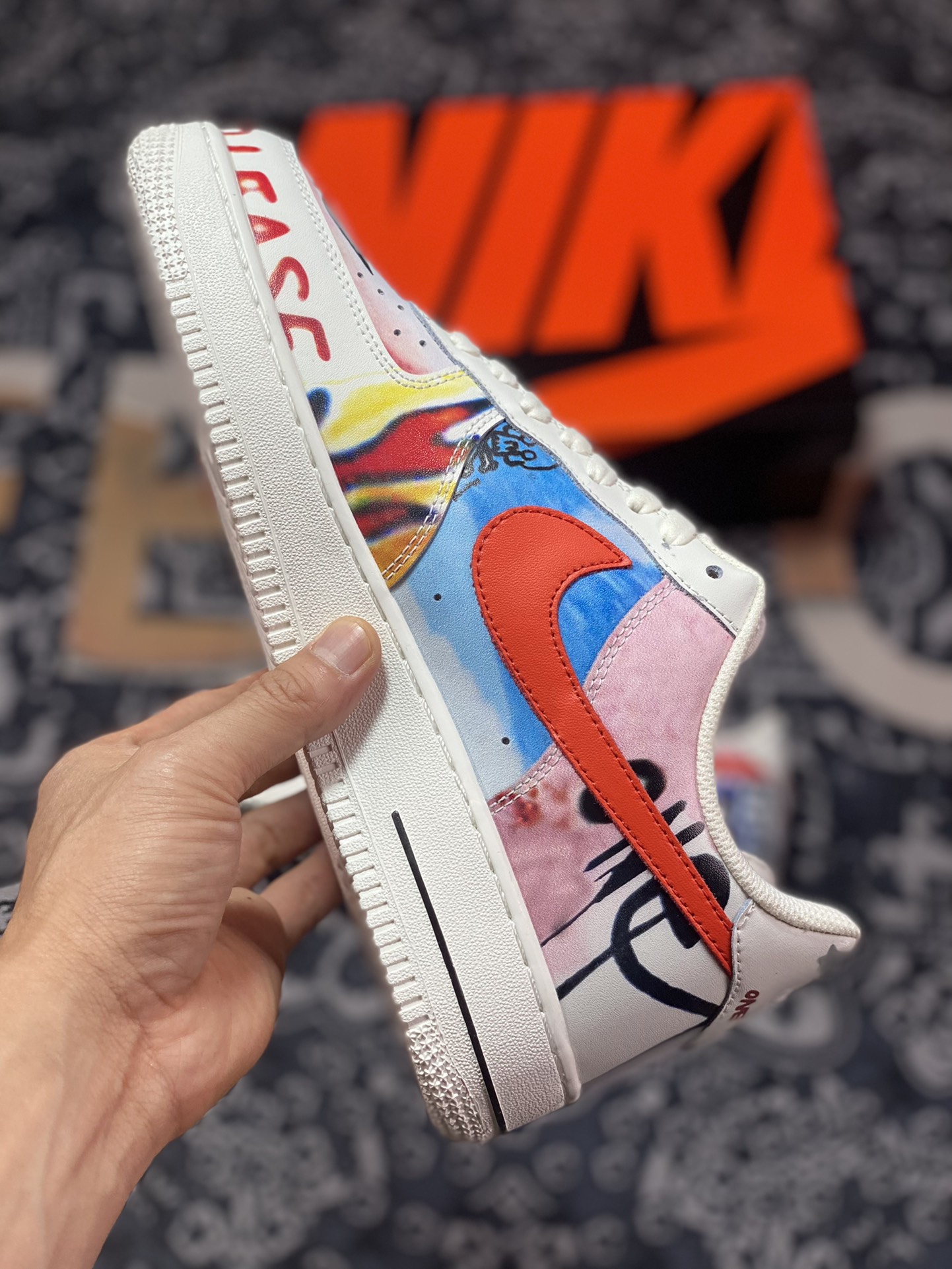 VLONE x Nike Air Force 1'07 LV8 ID