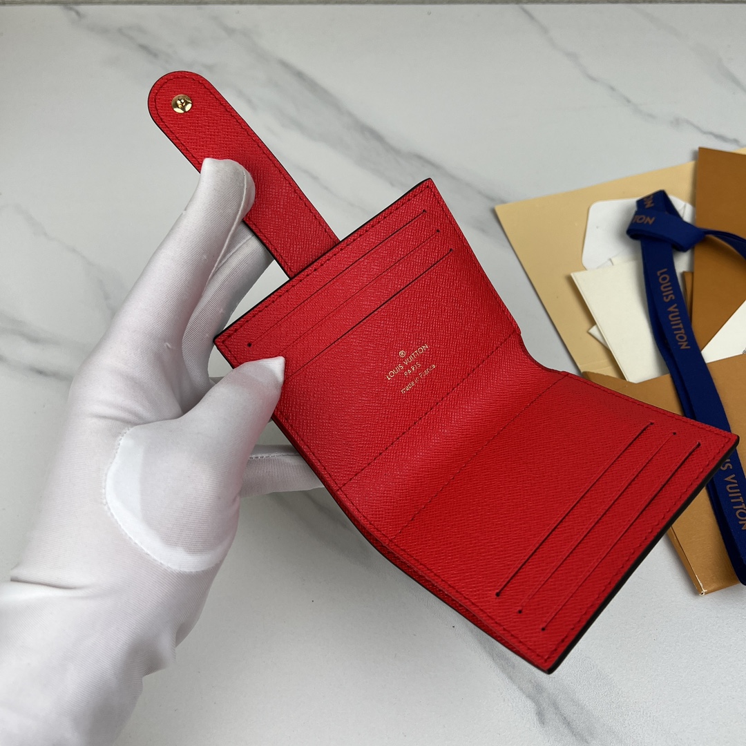 louis vuitton】顶级原单 独家背景M61731 大红 尺寸: 12.0 x 10.0 cm 多功能卡包 9