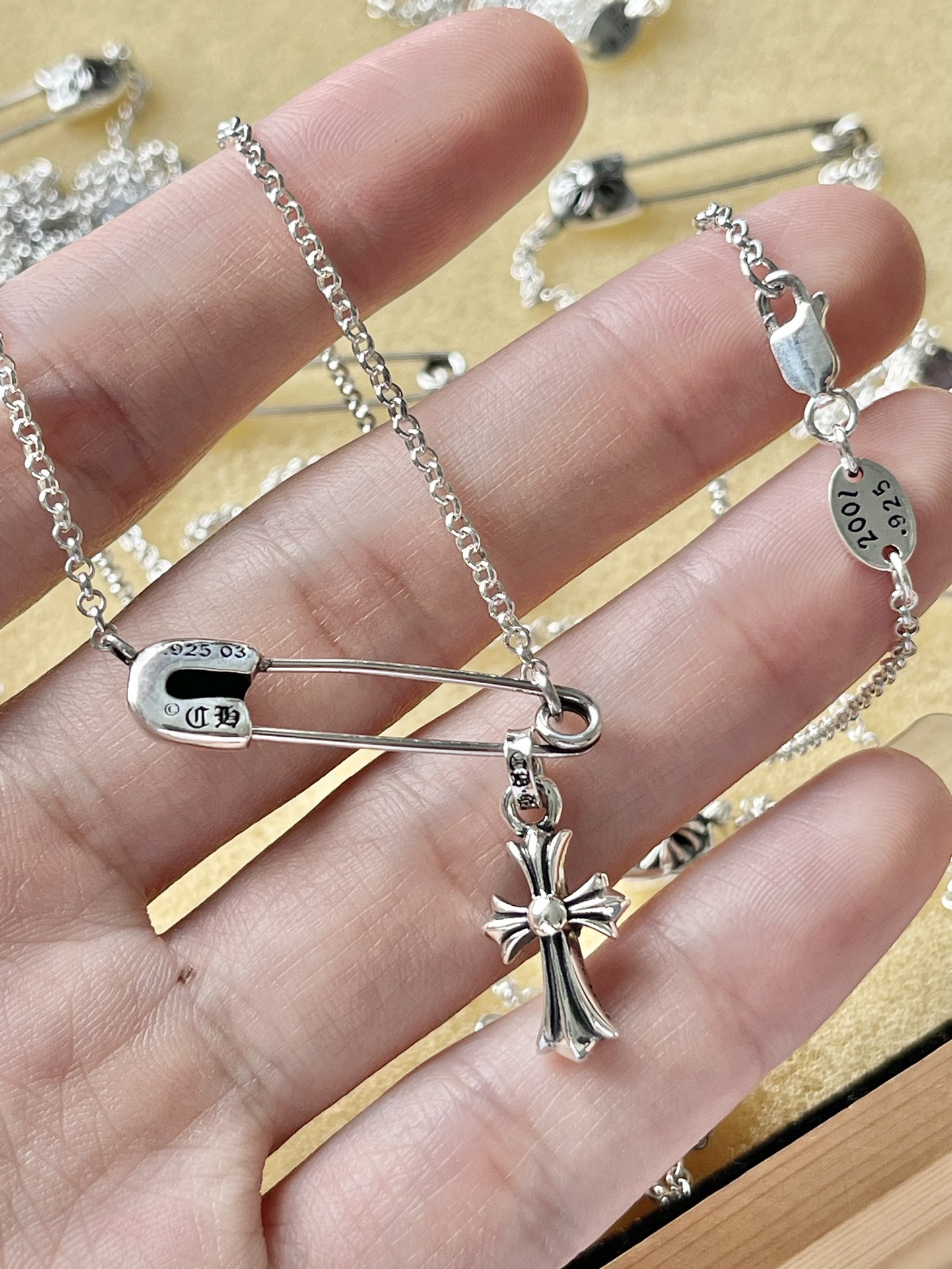 Chrome Hearts 克罗心 别针项链 小十字架