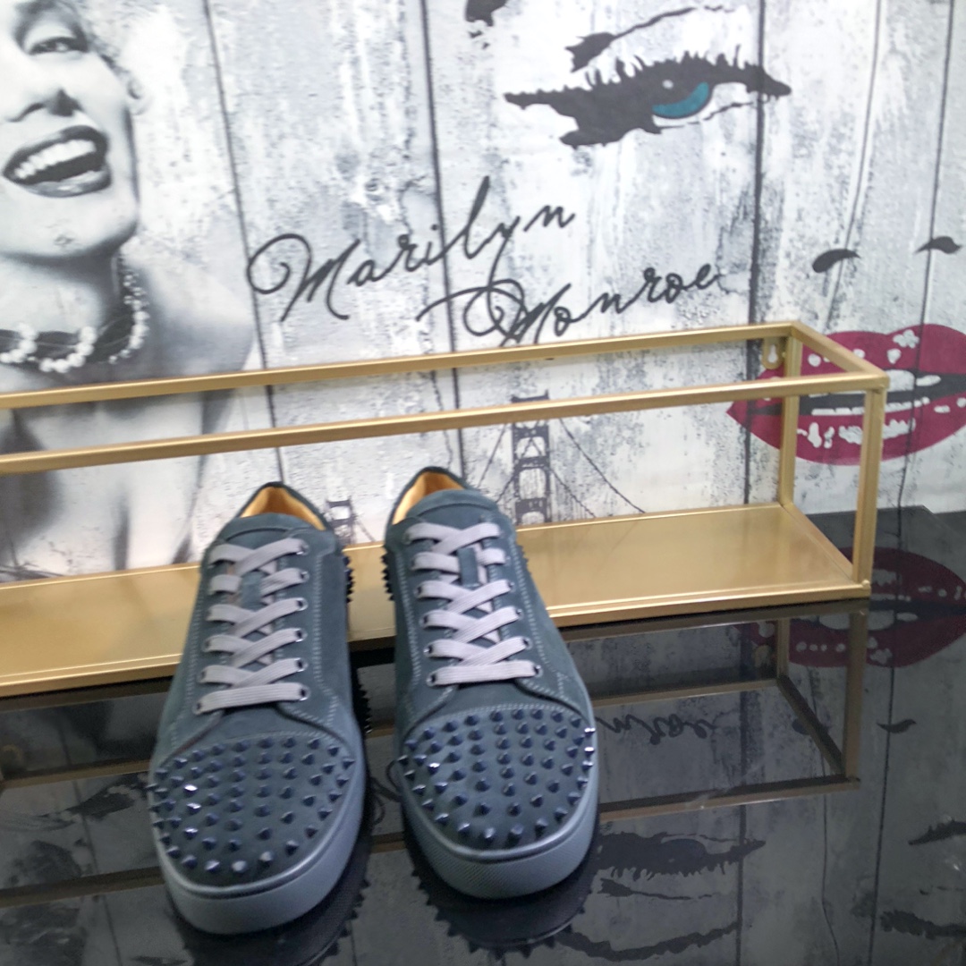 250christian louboutin(CL) Estilo completo , zapatos de tabla casuales Modelos calientes exclusivos 