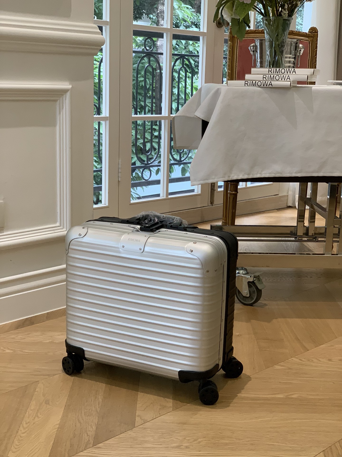 Rimowa Original Compact Maleta de Cabina de Aluminio y Magnesio, 16 Pulgadas